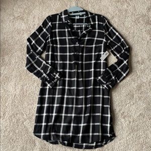 NWT Old Navy plaid shirtdress, black & white